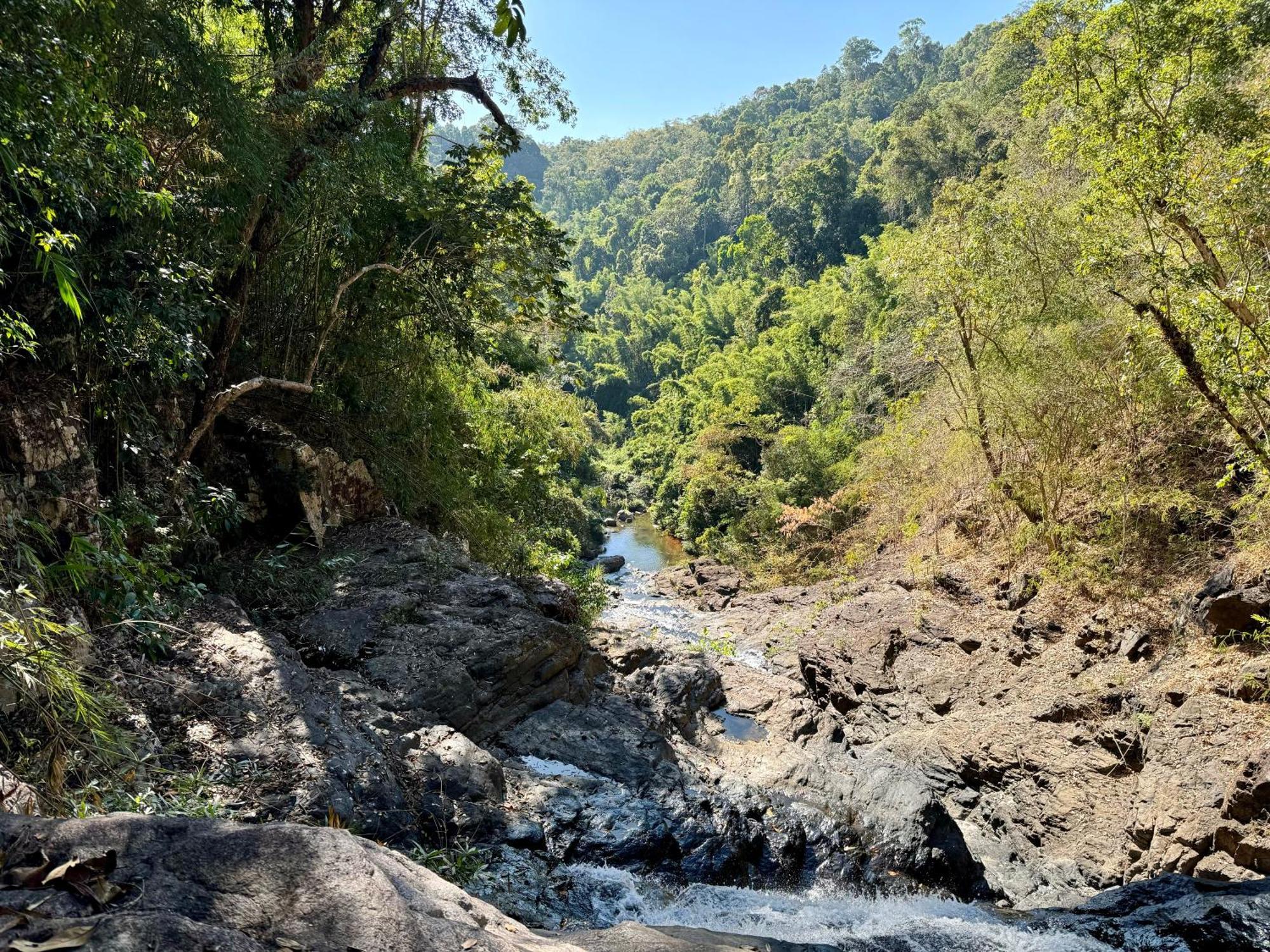 Ratanakiri Homestay & Jungle Trek Banlung Dış mekan fotoğraf