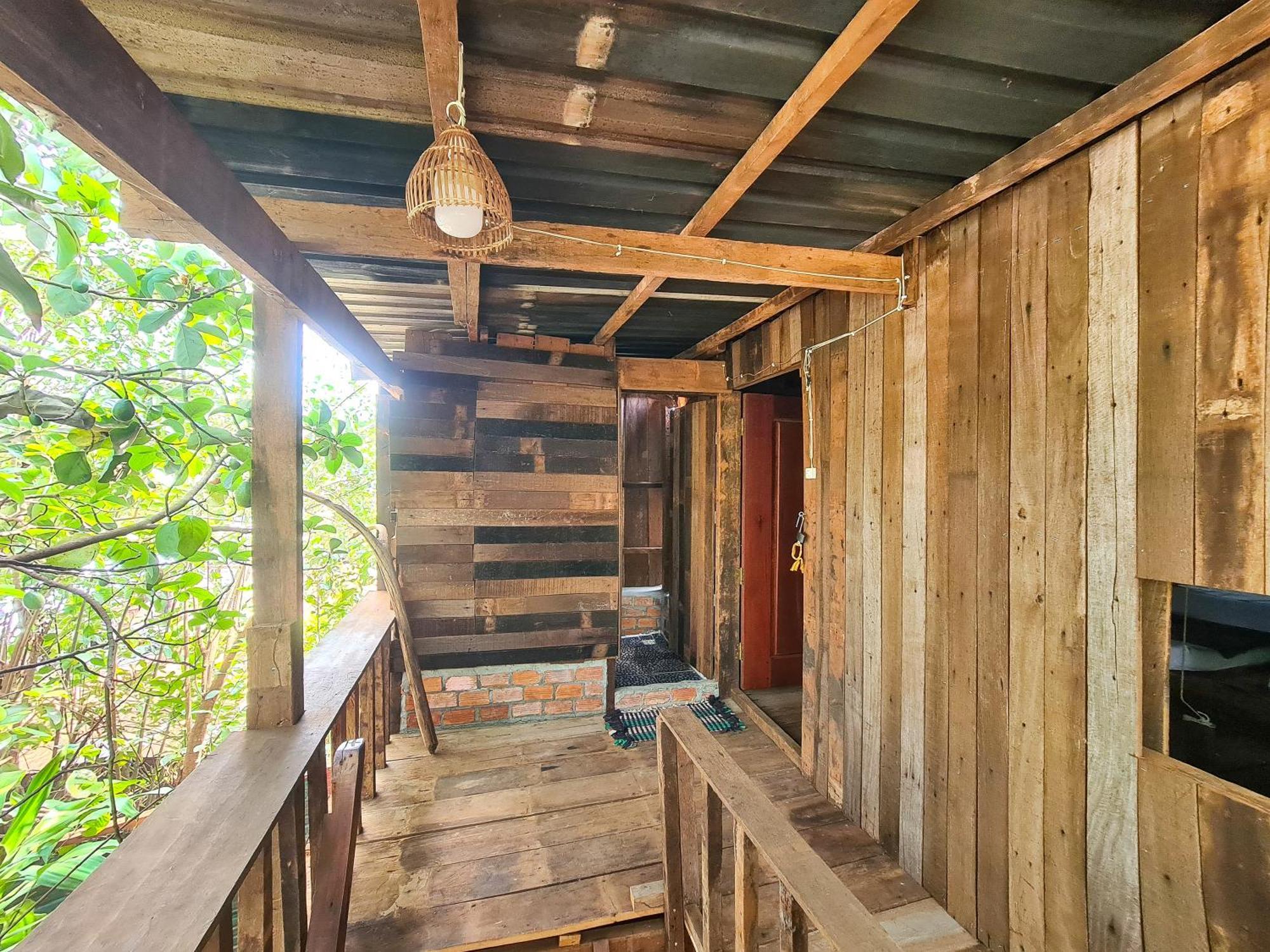 Ratanakiri Homestay & Jungle Trek Banlung Dış mekan fotoğraf