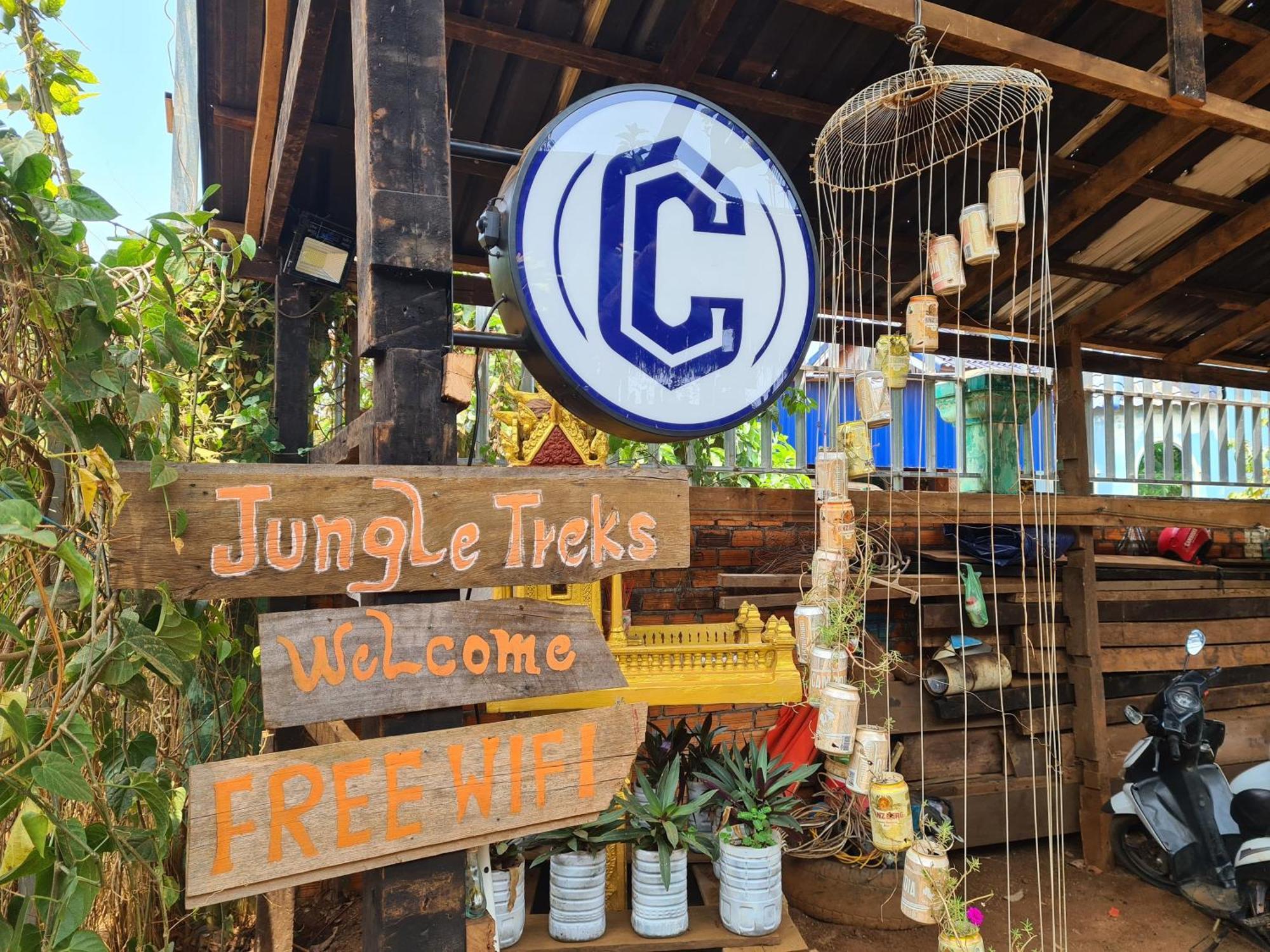 Ratanakiri Homestay & Jungle Trek Banlung Dış mekan fotoğraf